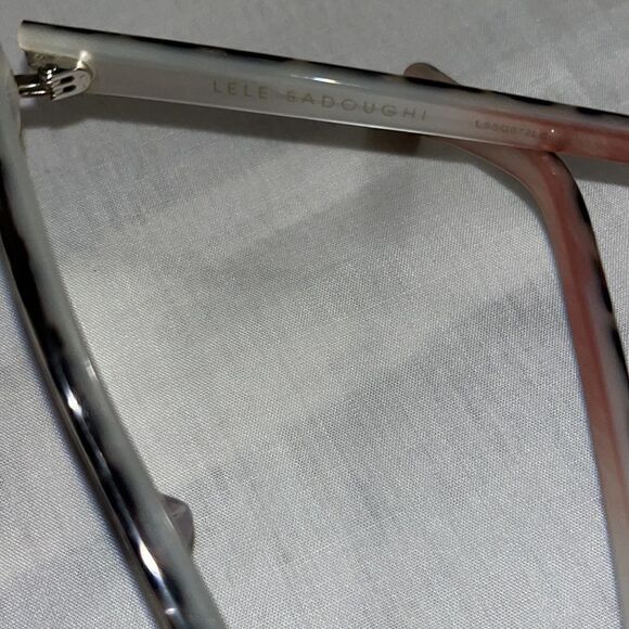 Lele Sadoughi Downtown Acetate Cat-Eye Sunglasses NWT $175 - Picture 8 of 10